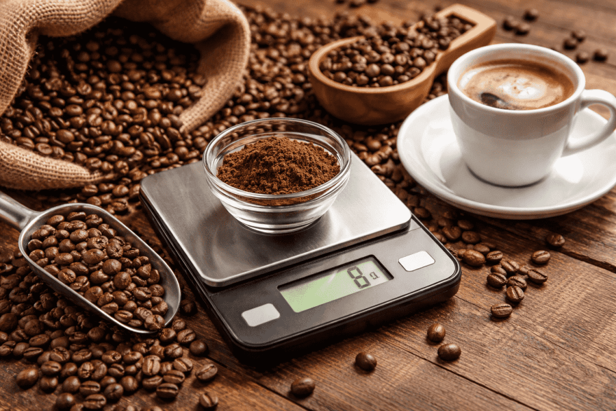 ¿Cuántas tazas de café sacas de 1 kg de granos de café?