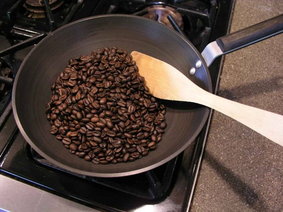 Cómo tostar café en casa