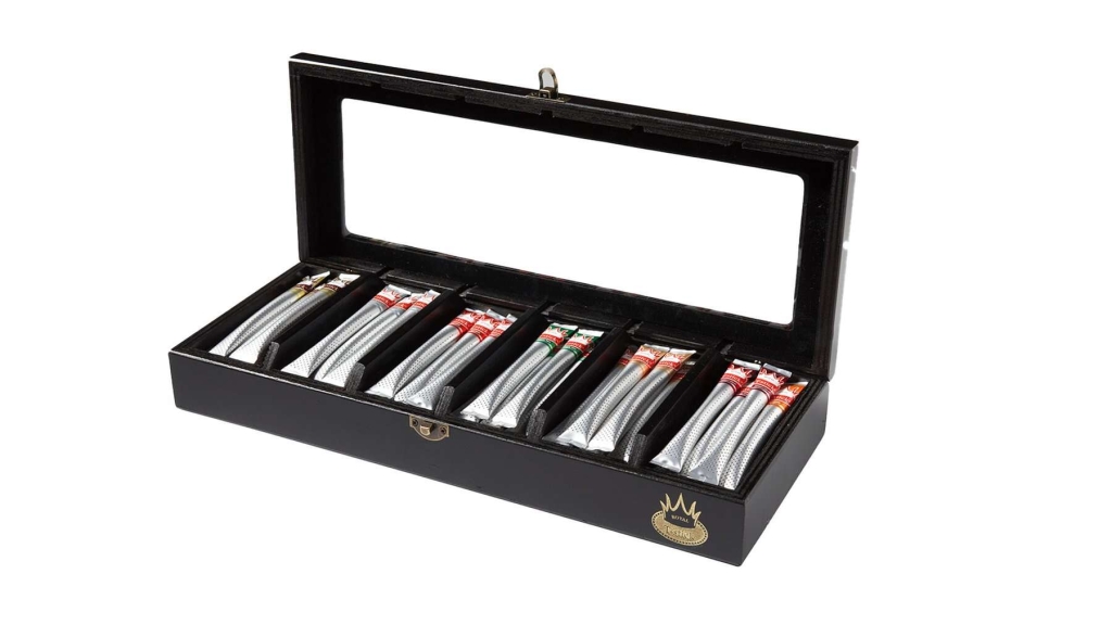 Caja de té Royal T hecha a mano en negro, incluye 60 sticks de té