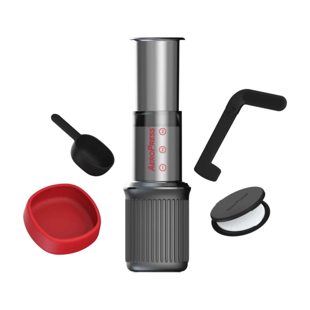 Contenido y accesorios de la AeroPress Go para llevar