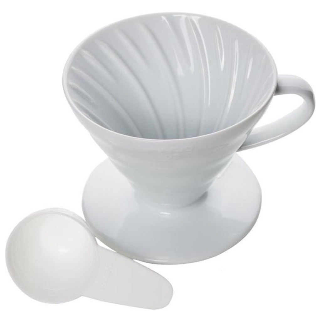 Hario Dripper de porcelana blanca N.º 02